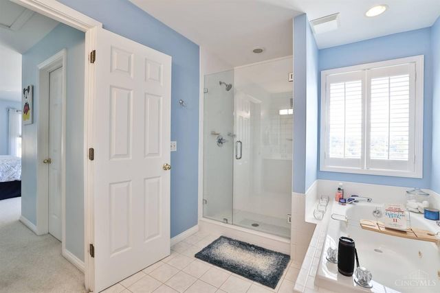 542 Aston View Lane, Cleves, OH 45002