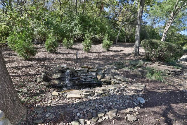 542 Aston View Lane, Cleves, OH 45002