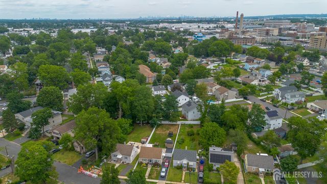 225 Linden Avenue, Rahway, NJ 07065