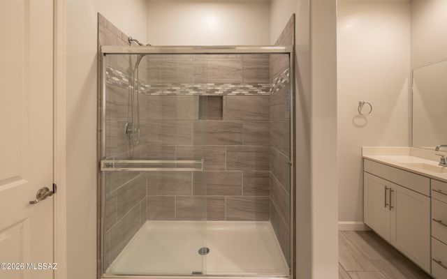 13755 E Silver Pine Trail, Vail, AZ 85641