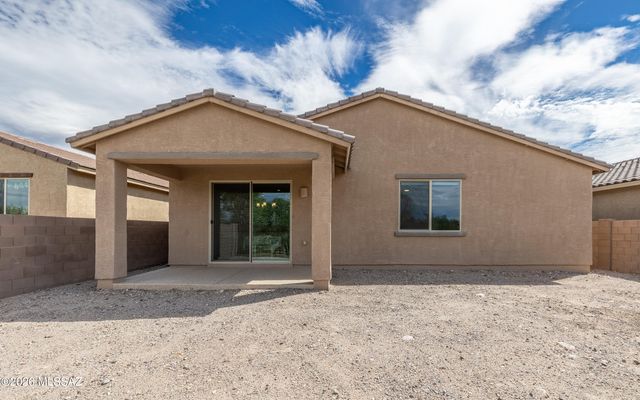 13755 E Silver Pine Trail, Vail, AZ 85641