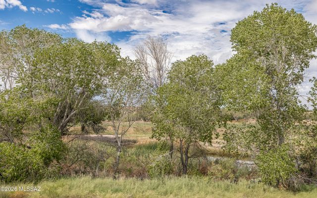 13755 E Silver Pine Trail, Vail, AZ 85641