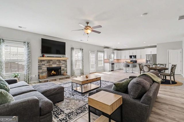 166 Briandwood Drive, Newnan, GA 30265