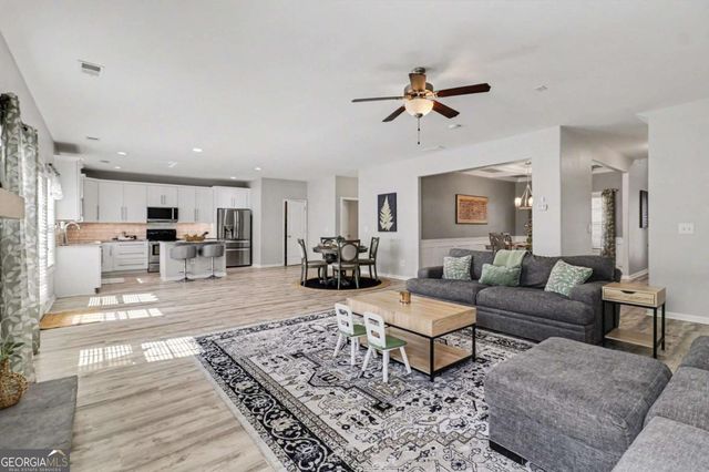 166 Briandwood Drive, Newnan, GA 30265