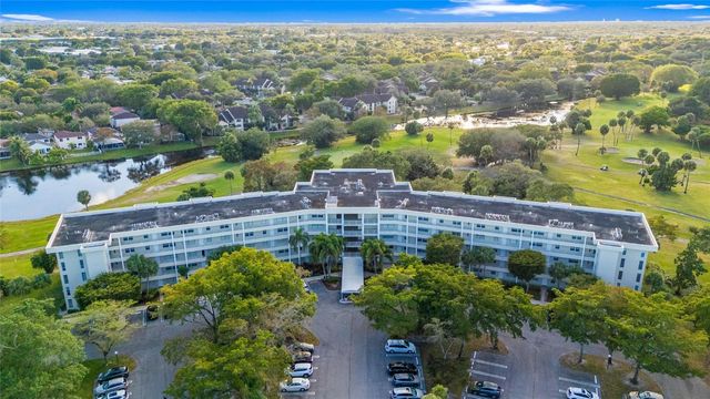 821 Cypress Boulevard 304, Pompano Beach, FL 33069