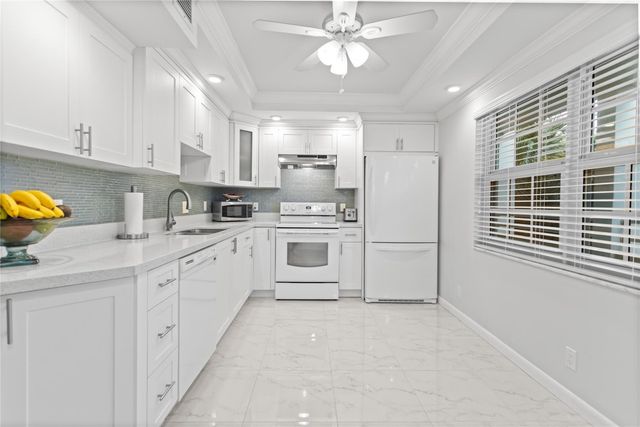 821 Cypress Boulevard 304, Pompano Beach, FL 33069