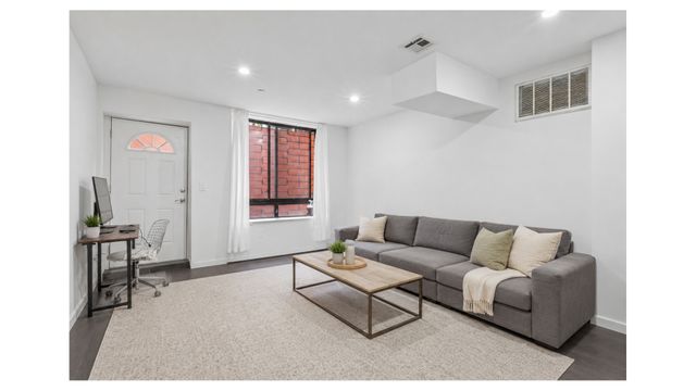 296 THROOP Avenue, New York City, NY 11206