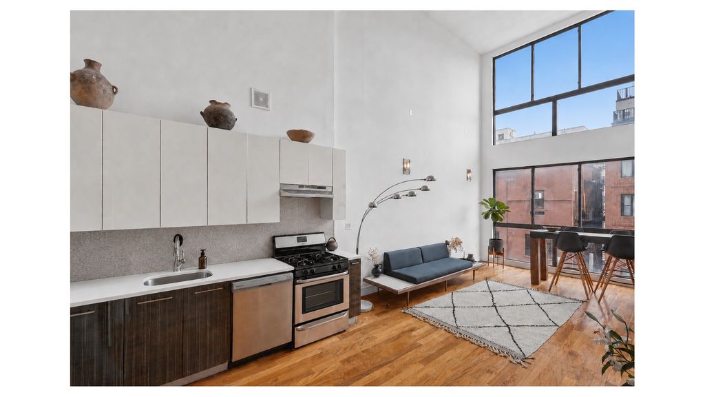 296 THROOP Avenue, New York City, NY 11206