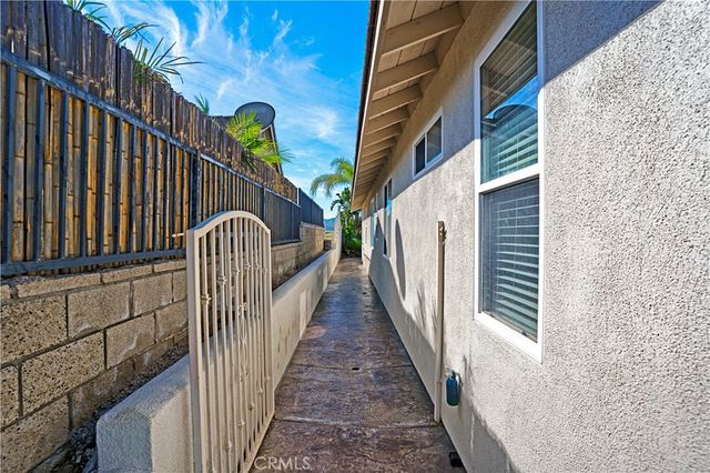 22733 Inspiration, Canyon Lake, CA 92587