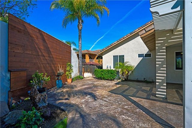 22733 Inspiration, Canyon Lake, CA 92587