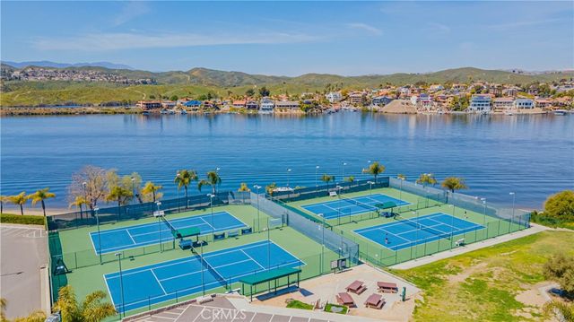 22733 Inspiration, Canyon Lake, CA 92587