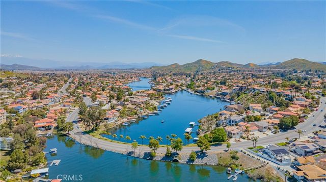 22733 Inspiration, Canyon Lake, CA 92587