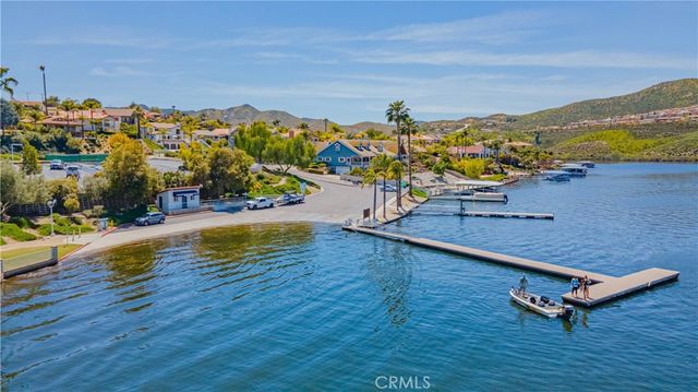 22733 Inspiration, Canyon Lake, CA 92587