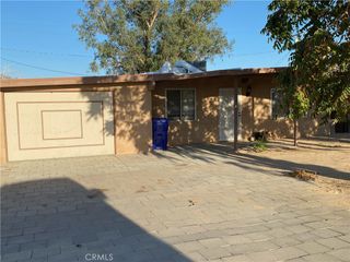 5429 Encelia, 29 Palms, CA 92277