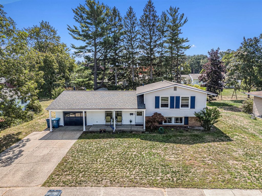 428 Ohio Avenue, Grand Haven, MI 49417