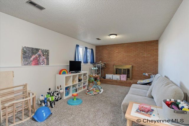 1205 E CARLSON ST, Cheyenne, WY 82009