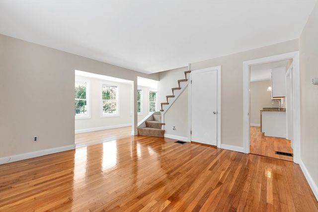 92 Squannacook Rd, Shirley, MA 01464