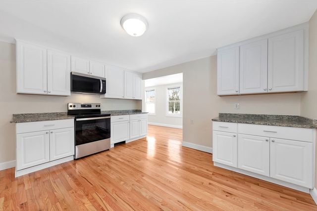 92 Squannacook Rd, Shirley, MA 01464