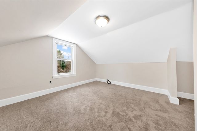 92 Squannacook Rd, Shirley, MA 01464