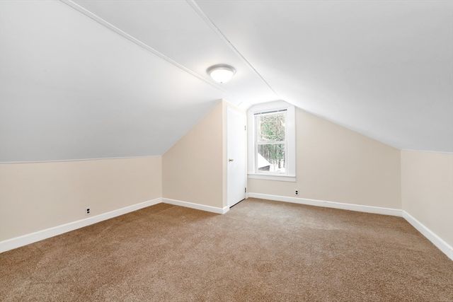 92 Squannacook Rd, Shirley, MA 01464