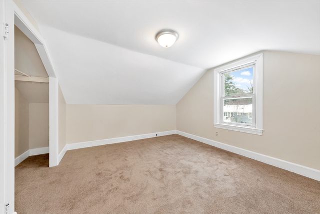 92 Squannacook Rd, Shirley, MA 01464