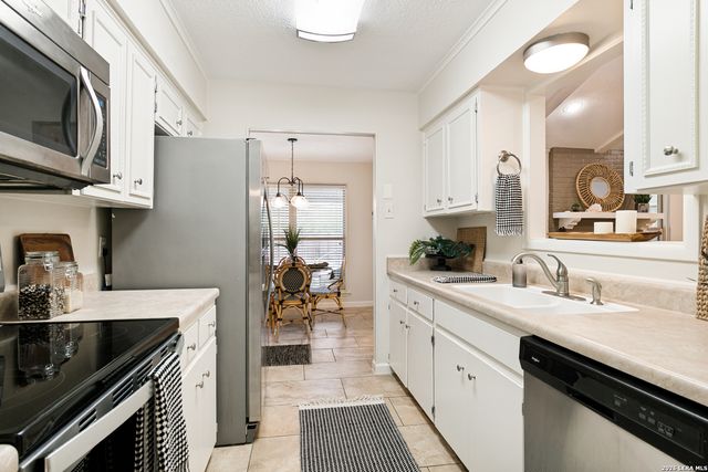 10422 SEVERN RD, San Antonio, TX 78217