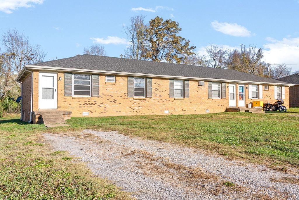 113 Tandy Dr Apt B, Clarksville, TN 37042