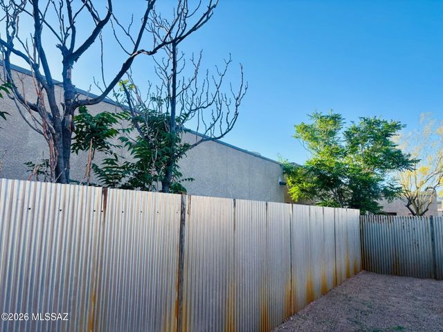 4135 E Bellevue Street, Tucson, AZ 85712