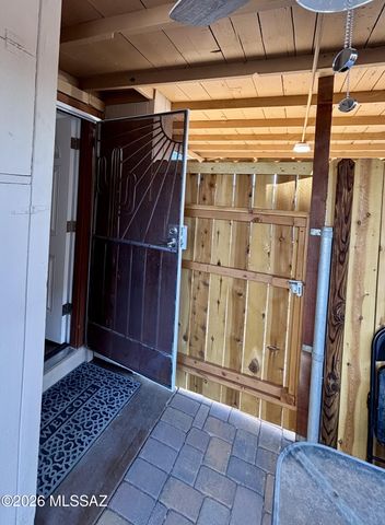 4135 E Bellevue Street, Tucson, AZ 85712