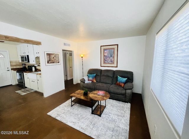 4135 E Bellevue Street, Tucson, AZ 85712