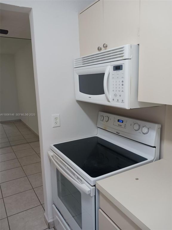 2700 NE 135th Street 30, North Miami, FL 33181