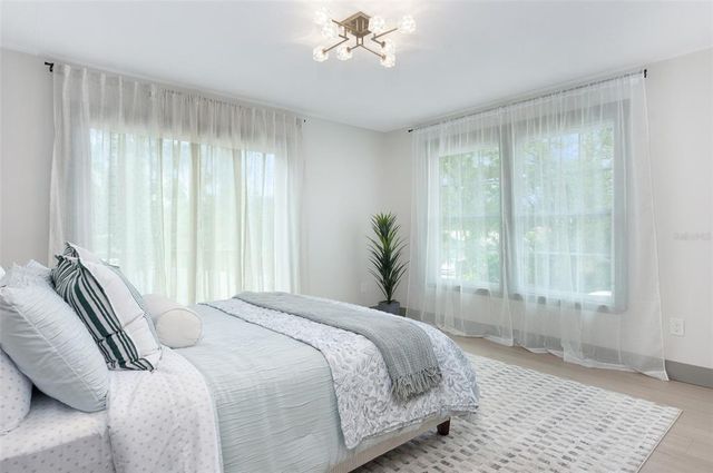 1320 CORAL WAY S, St Petersburg, FL 33705