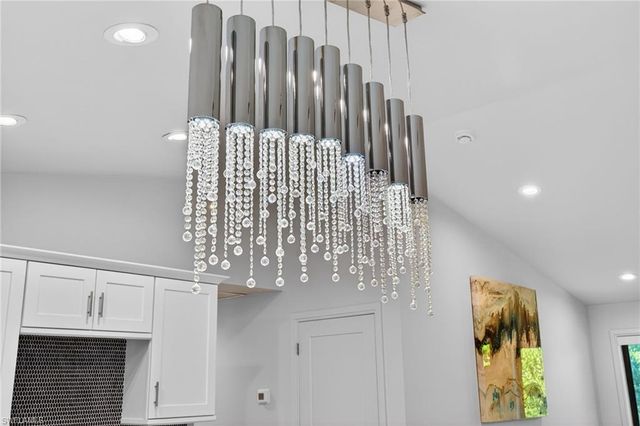 1211 Periwinkle WAY, Sanibel, FL 33957