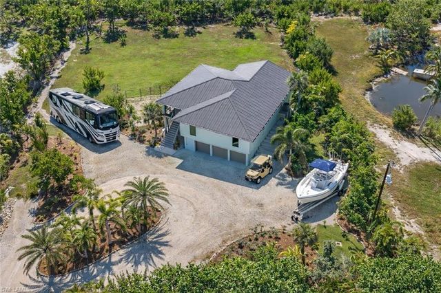 1211 Periwinkle WAY, Sanibel, FL 33957