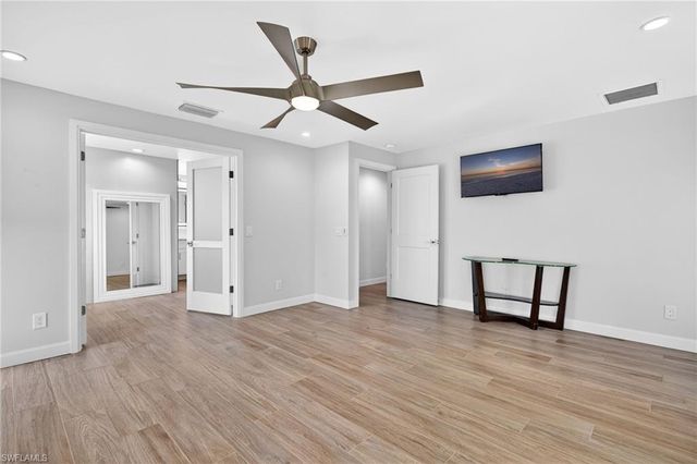 1211 Periwinkle WAY, Sanibel, FL 33957