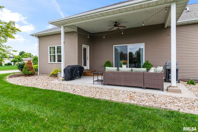 904 Nine Rock Drive, Sherman, IL 62684