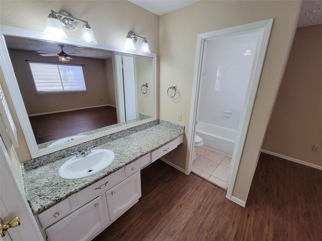 3415 Wingdale Court, Houston, TX 77082