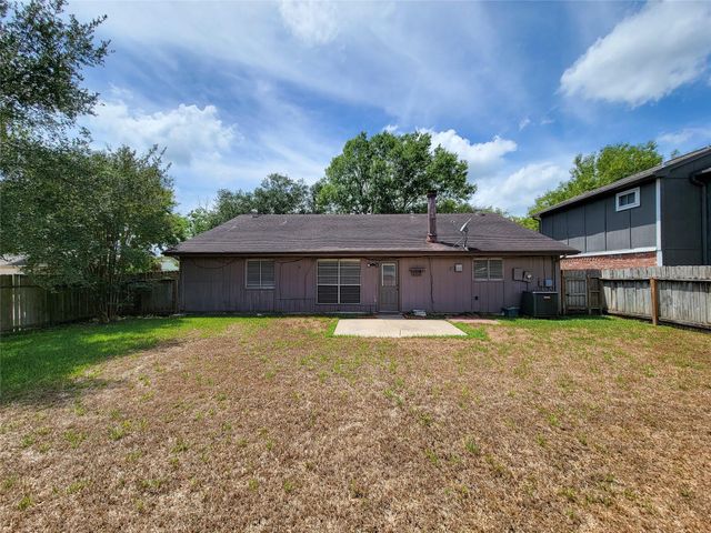 3415 Wingdale Court, Houston, TX 77082