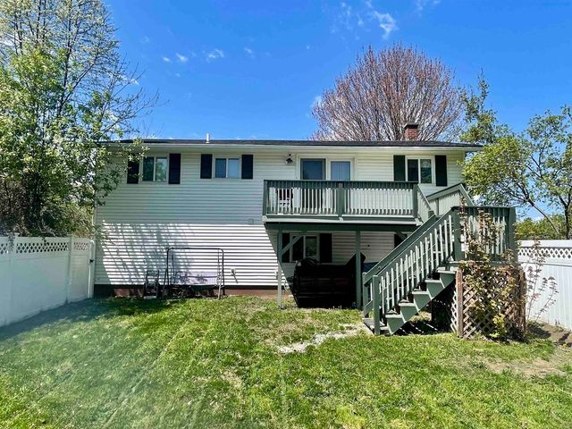 315 Jackson Street, Newport City, VT 05855
