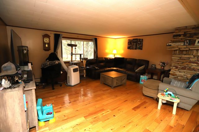 315 Jackson Street, Newport City, VT 05855