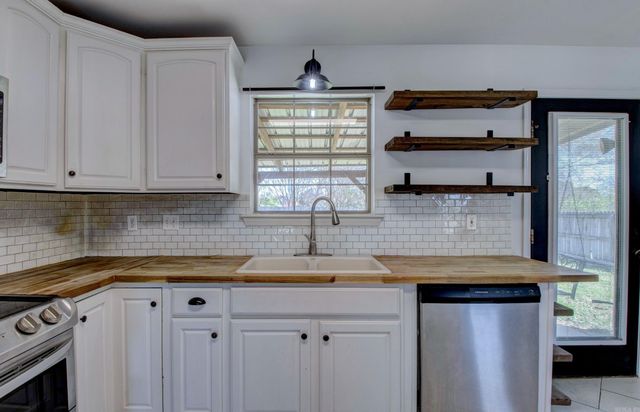 3712 Hazelwood Drive, Benton, AR 72015