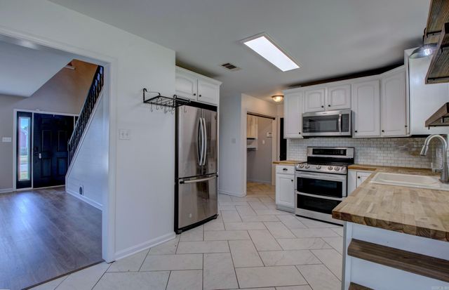 3712 Hazelwood Drive, Benton, AR 72015