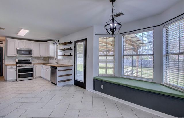 3712 Hazelwood Drive, Benton, AR 72015