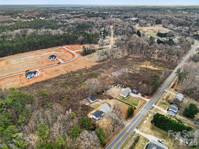 11733 Idlewild Road, Matthews, NC 28105