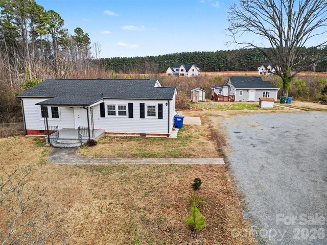 11733 Idlewild Road, Matthews, NC 28105