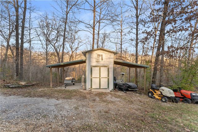 15722 Little Beaver Lane, Rogers, AR 72756
