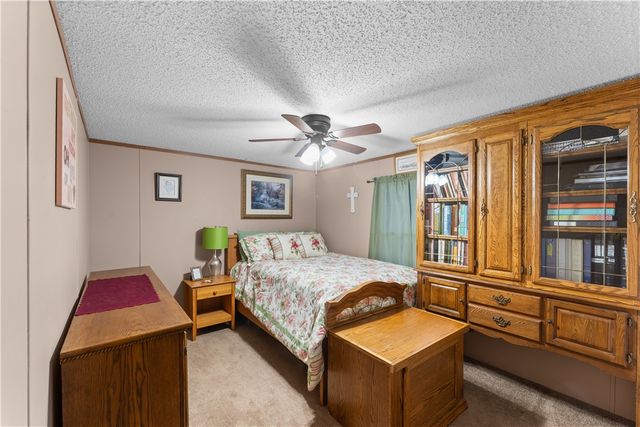 15722 Little Beaver Lane, Rogers, AR 72756