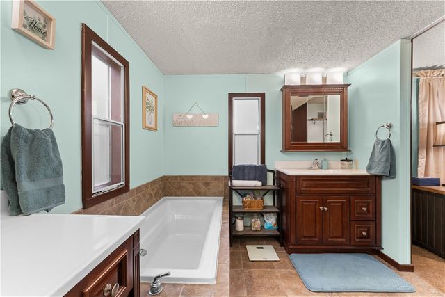 15722 Little Beaver Lane, Rogers, AR 72756