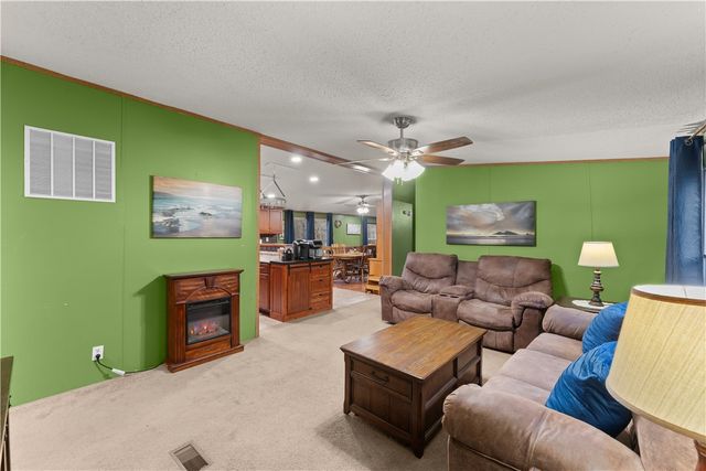 15722 Little Beaver Lane, Rogers, AR 72756