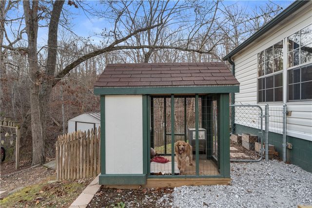 15722 Little Beaver Lane, Rogers, AR 72756